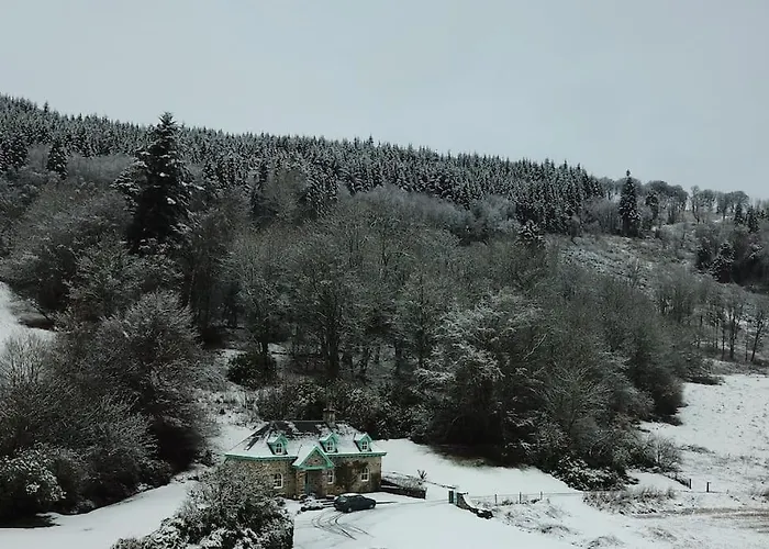 Middle Lodge